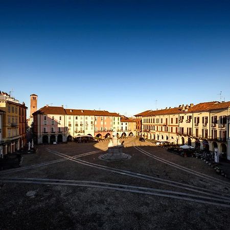 Appartamento Le Risaie Vercelli Exterior foto